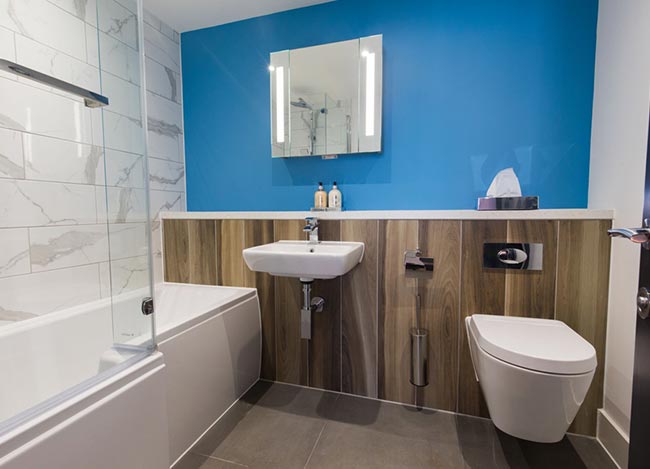 Maybank-Homes-Gladstone-Road-flat-2-bathroom